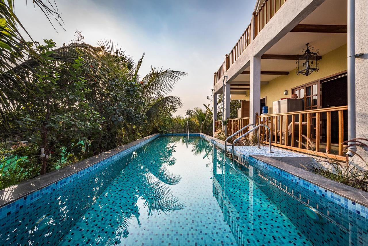Saffronstays Happy Fields, Pune - Luxury Farmstay With Farm To Table Food Екстер'єр фото