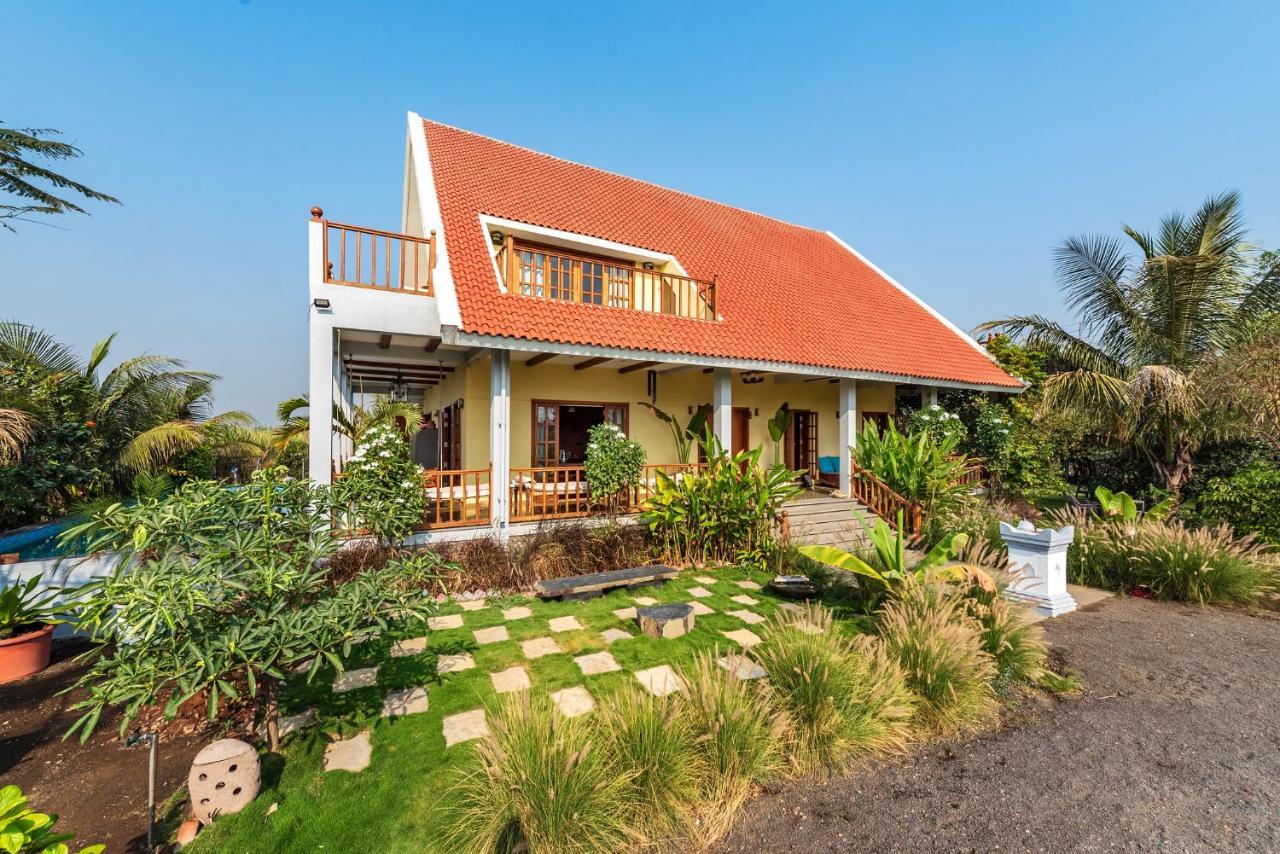 Saffronstays Happy Fields, Pune - Luxury Farmstay With Farm To Table Food Екстер'єр фото