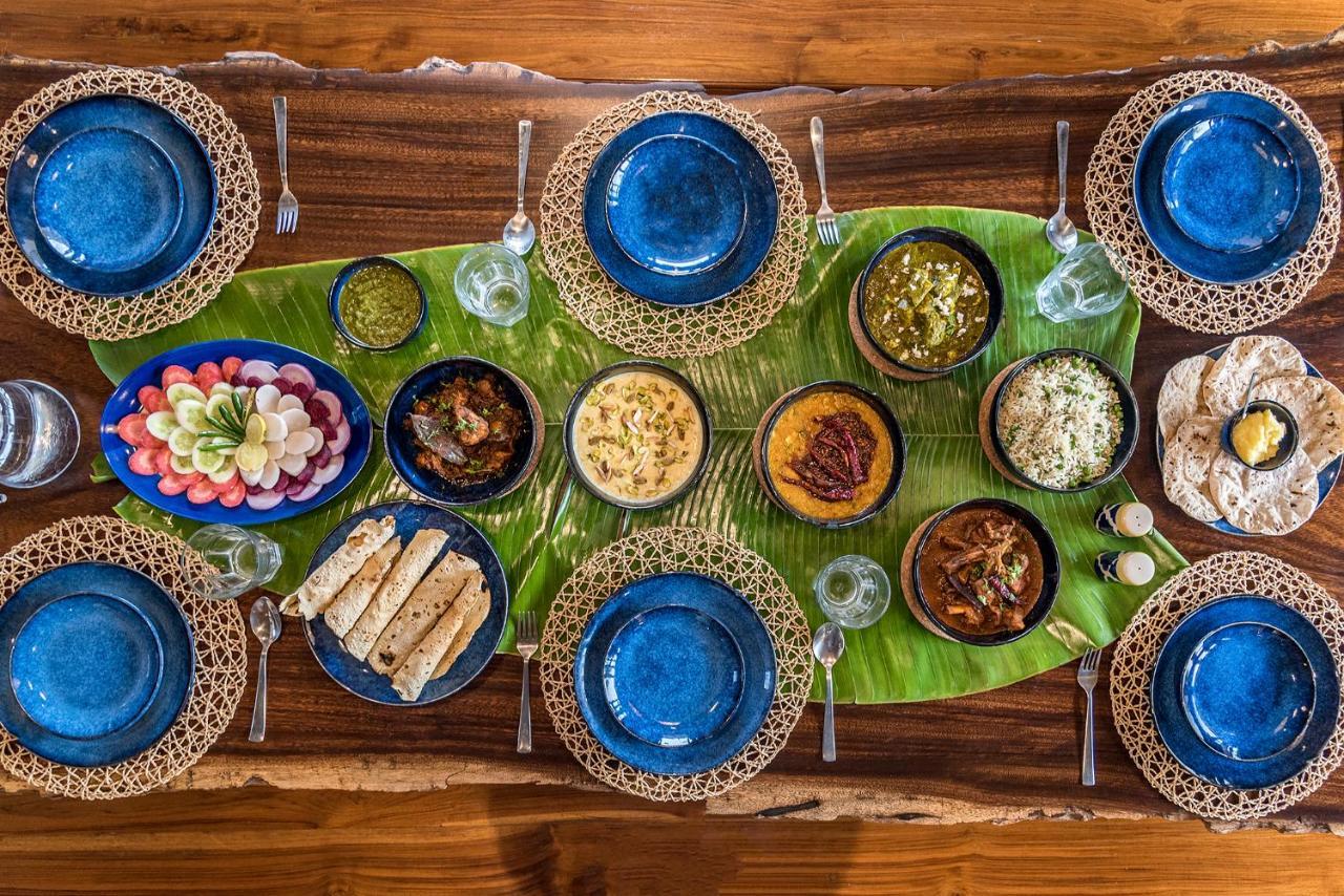 Saffronstays Happy Fields, Pune - Luxury Farmstay With Farm To Table Food Екстер'єр фото